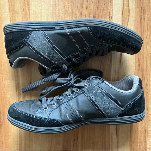 Men’s Perry Ellis Sneakers, size 10 - Picture 1 of 9